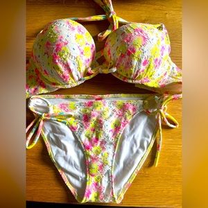 Victoria Secret floral bikini set